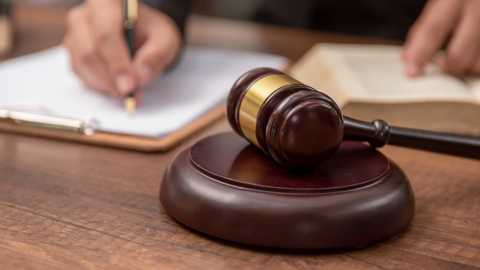 AI Is Reshaping Legal Work and Putting Pressure on the Billable Hour