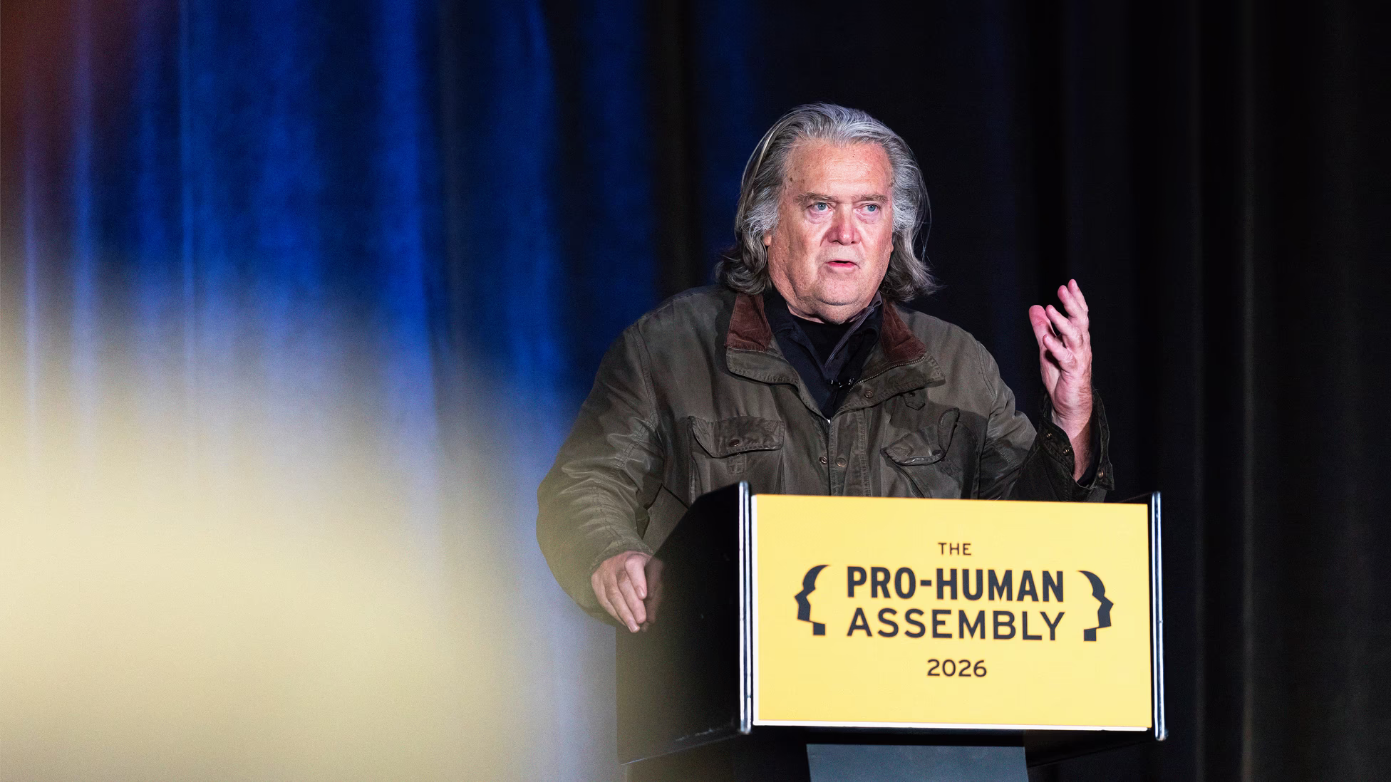 The AI Risks Uniting Bernie Sanders and Steve Bannon