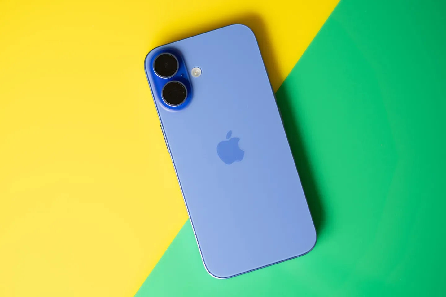 iPhone Owners Can File Claims in Apple’s $250 Million Siri AI Settlement