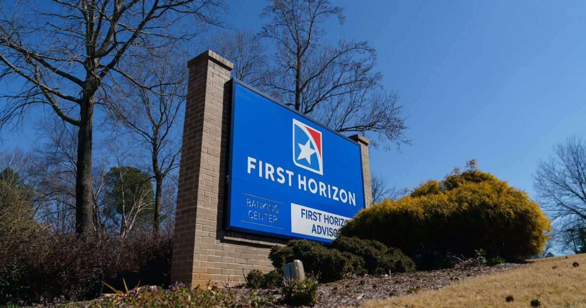 First Horizon uses AI to reduce call-center stress