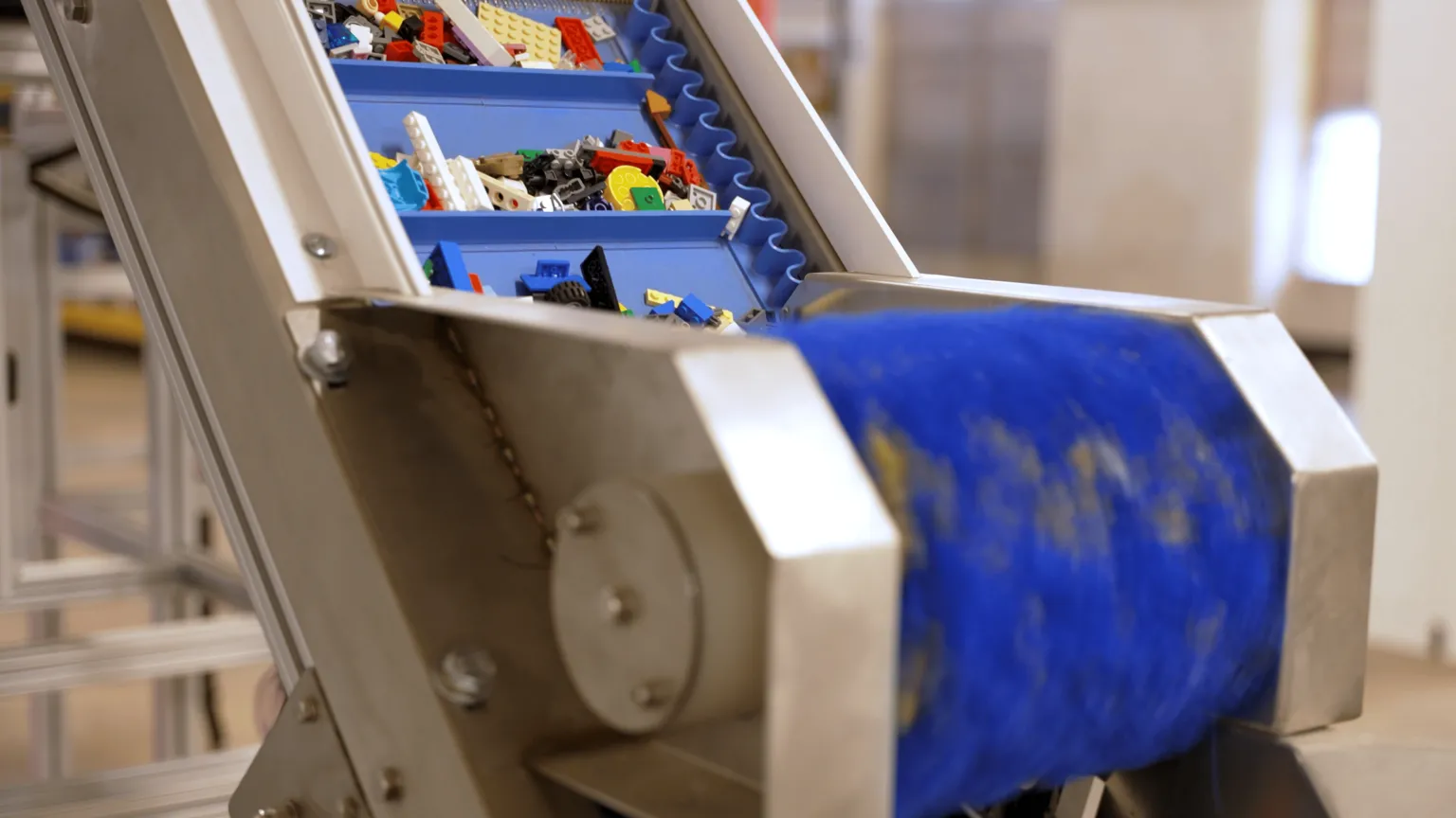 AI Sorting Machine Helps WeBuyBricks Reuse 25 Million Lego Pieces